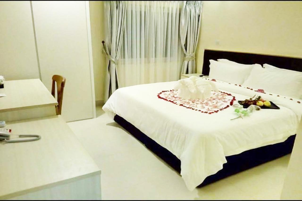 Yazhou Foryou Hotel Phnom Penh Exterior photo